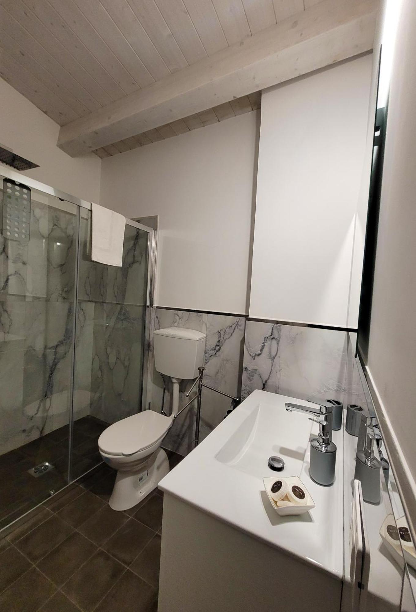 B&B Loft Famiglia Arezzo 拉古萨 外观 照片