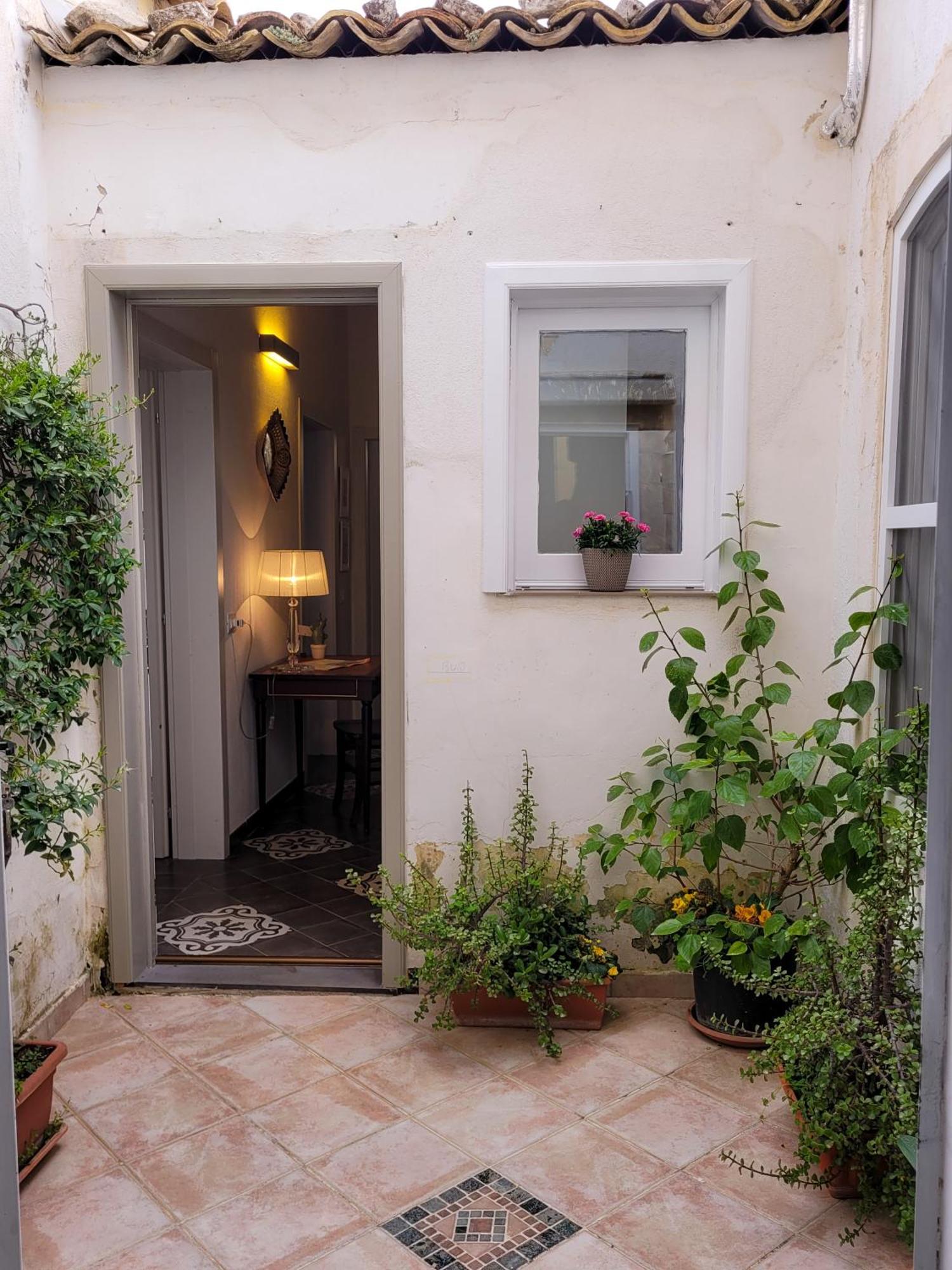 B&B Loft Famiglia Arezzo 拉古萨 外观 照片
